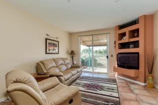 Photo #5: 6150860 Listing 