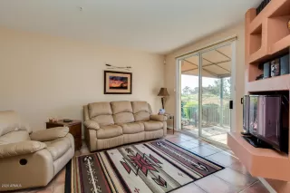 Photo #6: 6150860 Listing 