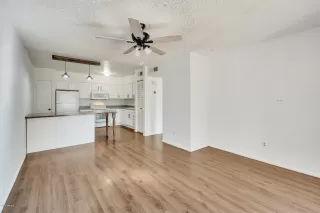 Photo #4: 6150881 Listing