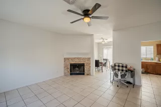 Photo #4: 6150923 Listing