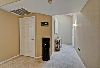 Photo #3: 6150925 Listing 