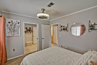 Photo #5: 6150925 Listing 