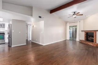 Photo #5: 6150980 Listing 