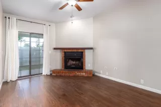 Photo #6: 6150980 Listing 