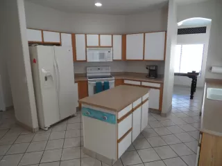 Photo #3: 6151388 Listing