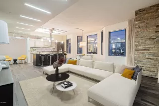 Photo #1: 6151390 Listing 