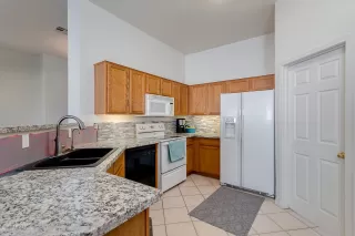 Photo #2: 6152323 Listing 