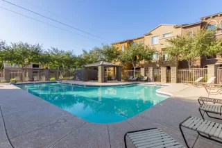 Photo #2: 6152703 Listing