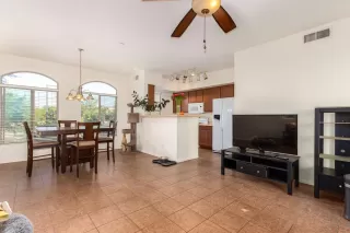 Photo #4: 6152703 Listing