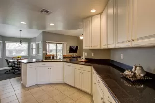 Photo #3: 6152783 Listing