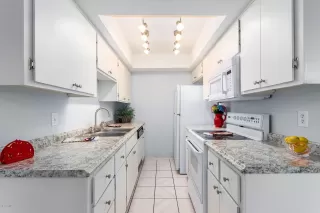 Photo #3: 6152859 Listing 