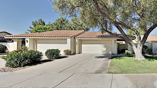 MLS: 6152900 Condo For Sale