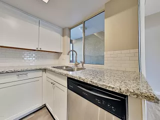 Photo #3: 6153030 Listing 