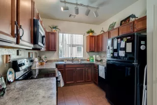 Photo #3: 6153055 Listing