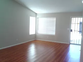 Photo #6: 6153130 Listing