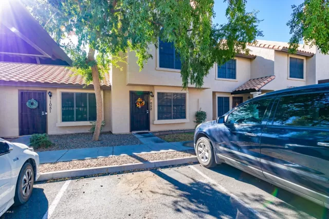 MLS: 6153229 Condo For Sale