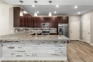 Photo #1: 6153354 Listing