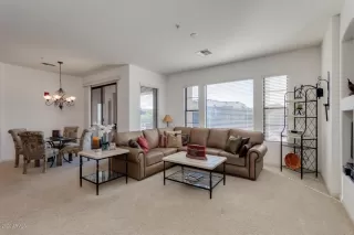 Photo #4: 6153516 Listing