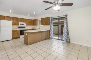 Photo #6: 6153638 Listing 