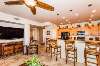 Photo #4: 6153680 Listing