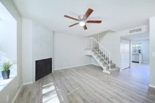 Photo #1: 6153716 Listing