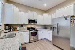 Photo #6: 6153730 Listing 