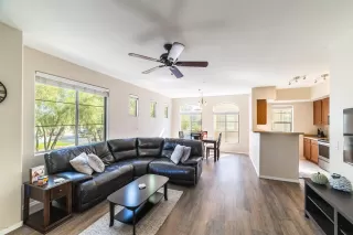 Photo #3: 6153771 Listing