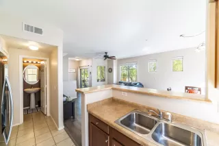 Photo #5: 6153771 Listing