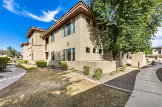 Photo #2: 6154098 Listing