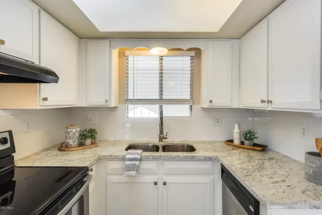 MLS: 6154249 Condo For Sale