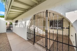 Photo #6: 6154249 Listing