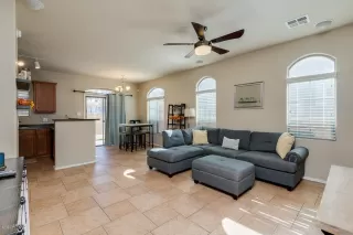 Photo #2: 6154319 Listing 