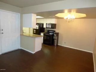 Photo #3: 6154444 Listing