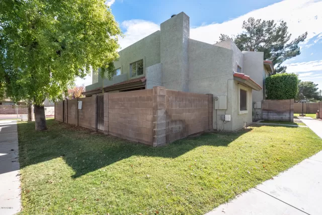 MLS: 6154825 Condo For Sale