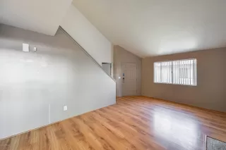 Photo #2: 6154825 Listing