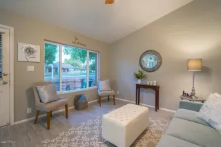 Photo #5: 6155021 Listing