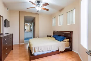 Photo #5: 6155070 Listing 