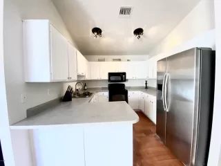 Photo #4: 6155111 Listing