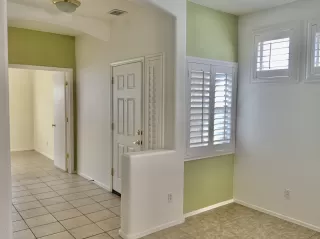 Photo #2: 6155136 Listing