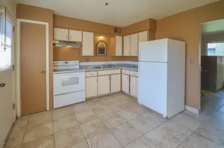 Photo #5: 6155477 Listing