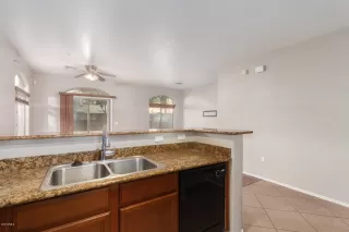 Photo #5: 6155657 Listing 