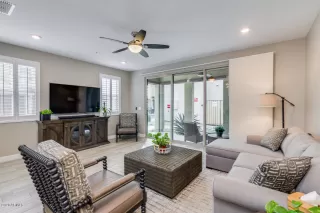 Photo #2: 6155665 Listing 