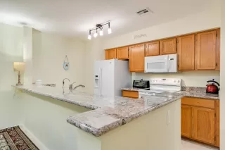 Photo #5: 6155823 Listing