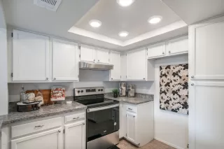 Photo #5: 6155837 Listing 