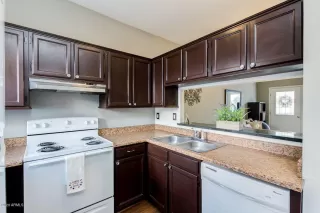 Photo #3: 6155849 Listing