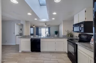 Photo #4: 6156012 Listing 