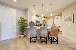 Photo #4: 6156084 Listing 
