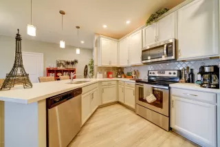 Photo #6: 6156084 Listing 