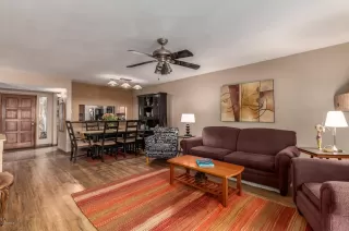 Photo #6: 6156227 Listing