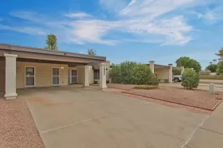 Photo #2: 6156587 Listing